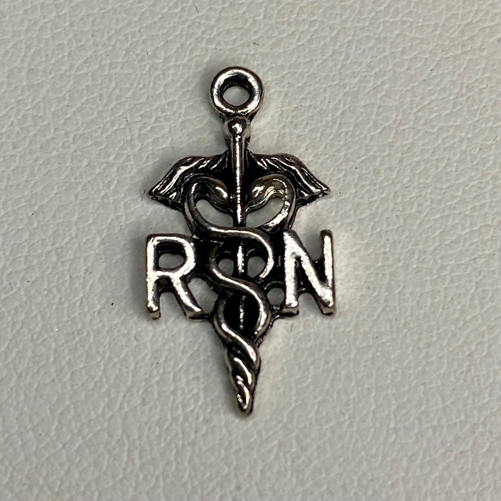 RN Caduceus Charm Registered Nurse Medical Symbol Pendant‎ Silvertone Bracelet